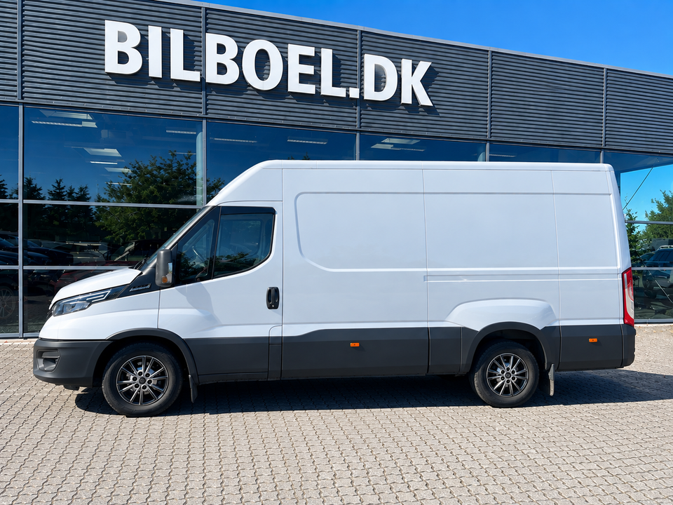 Iveco Daily 3,0 35S21 12m³ Van AG8