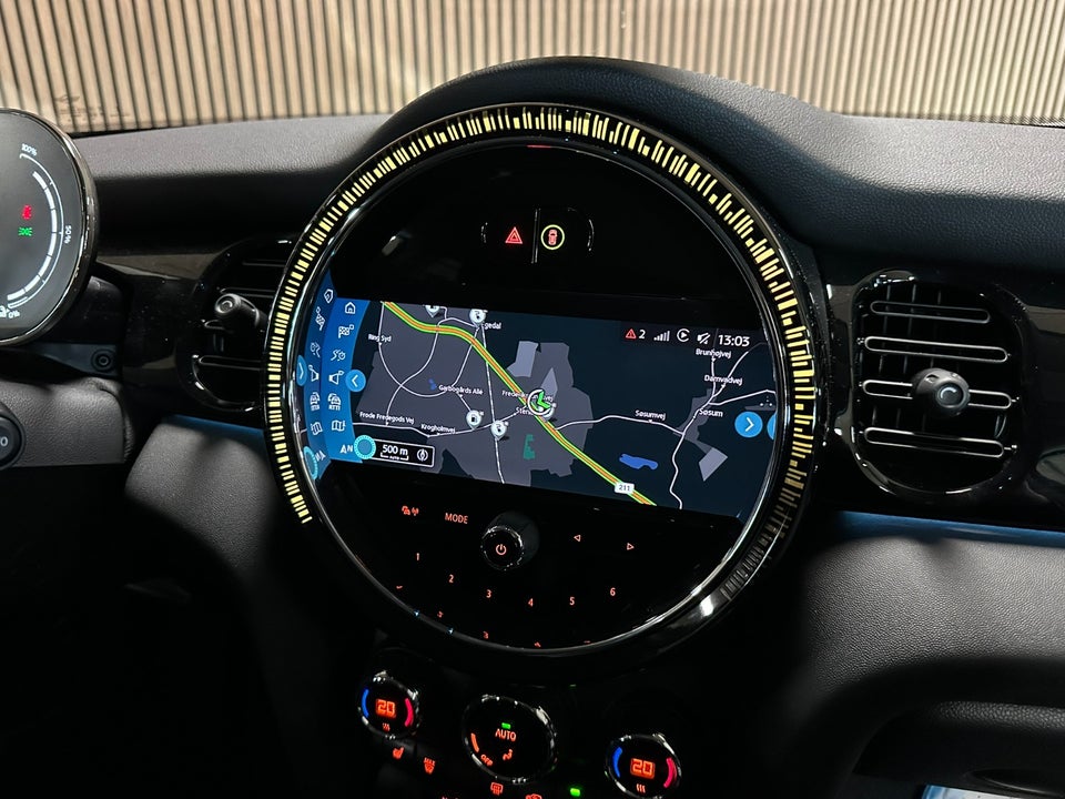 MINI Cooper SE Yours Trim 3d