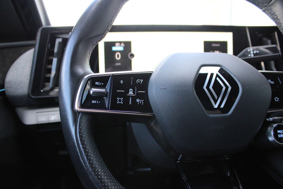 Renault Megane E-Tech 60 Techno 5d