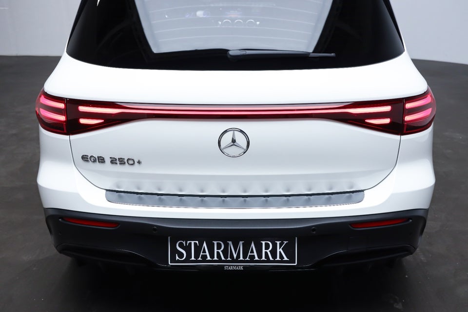 Mercedes EQB250+ AMG Advance Plus 5d