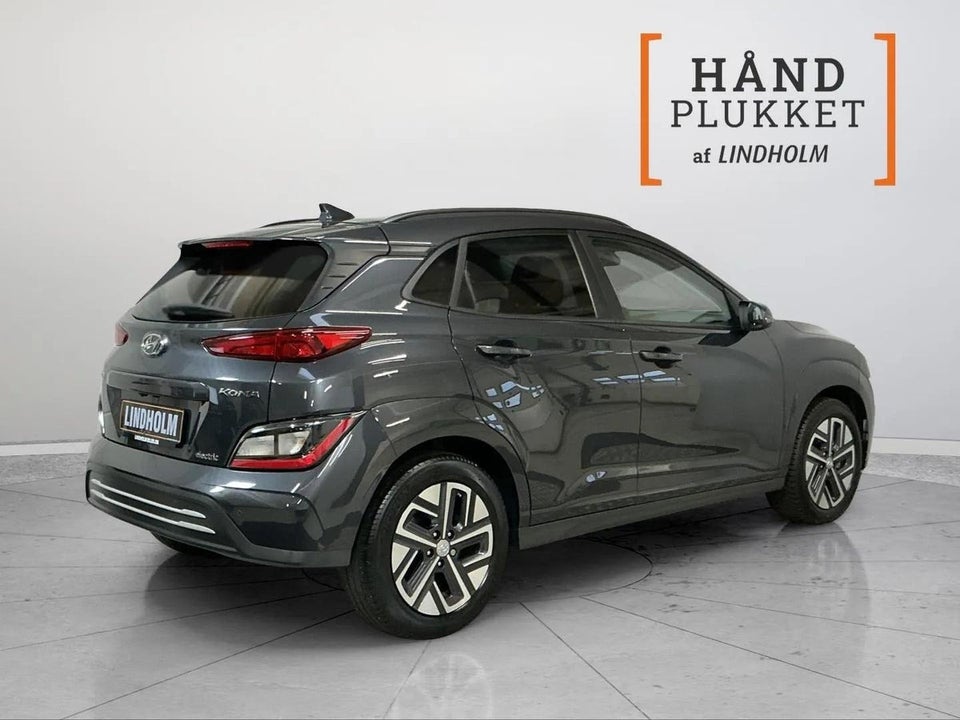 Hyundai Kona 39 EV Essential 5d