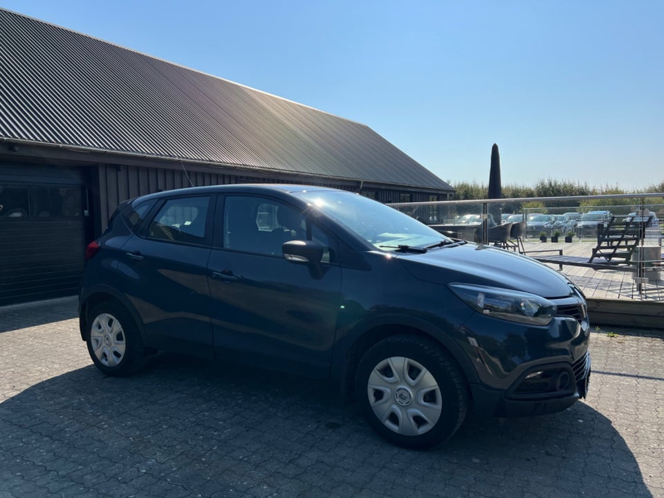 Renault Captur 0,9 TCe 90 Expression 5d