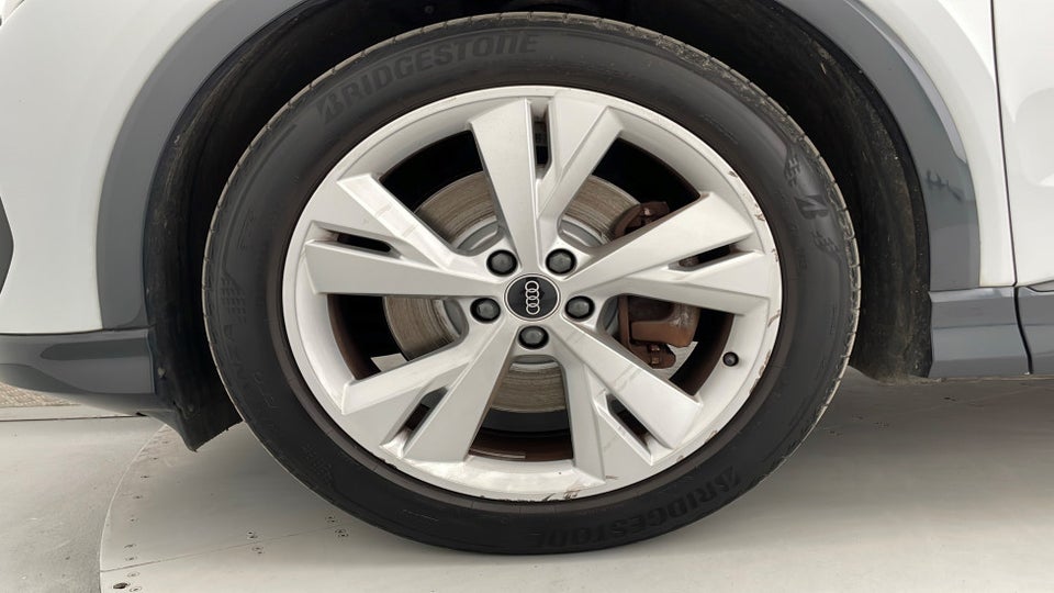 Audi Q4 e-tron 40 Attitude S-line 5d