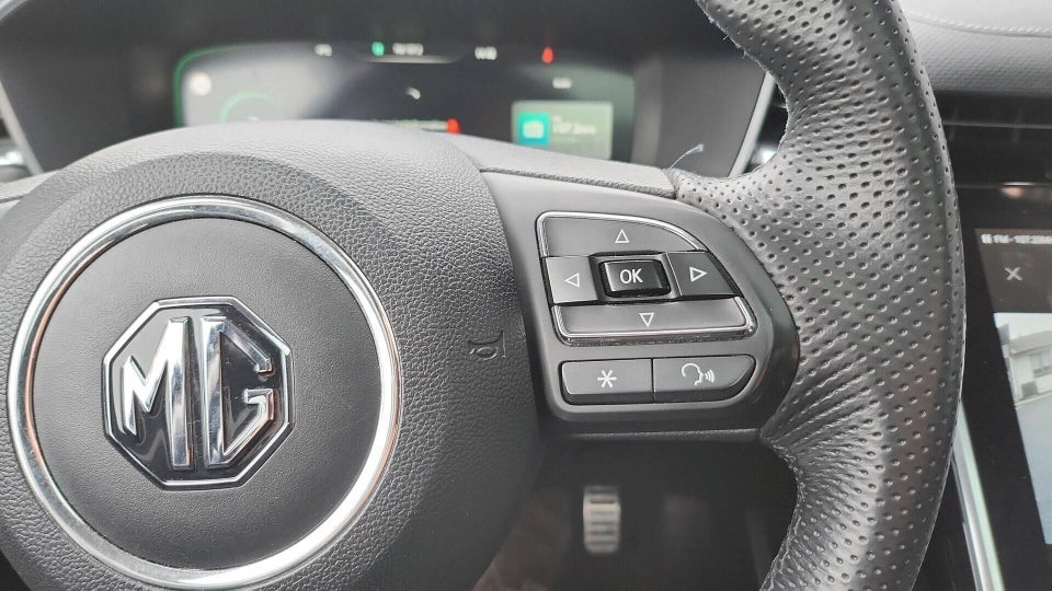 MG Marvel R Luxury 5d