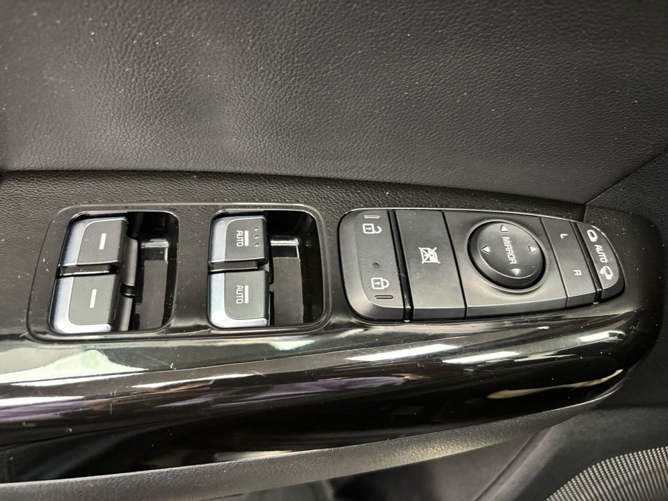 Kia Sportage 1,6 CRDi 136 Intro Edition DCT 5d