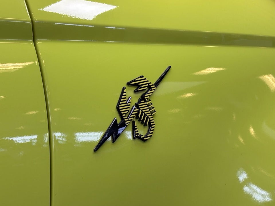 Abarth 500e Scorpionissima 3d