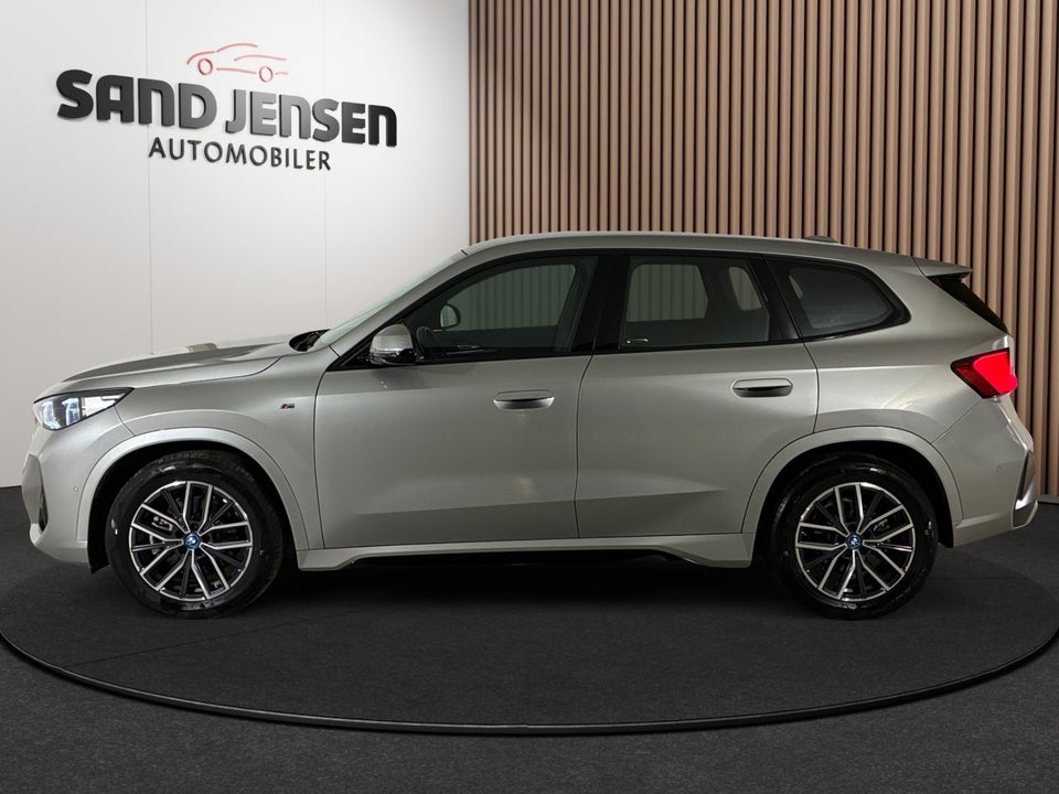 BMW iX1 xDrive30 M-Sport Premium 5d