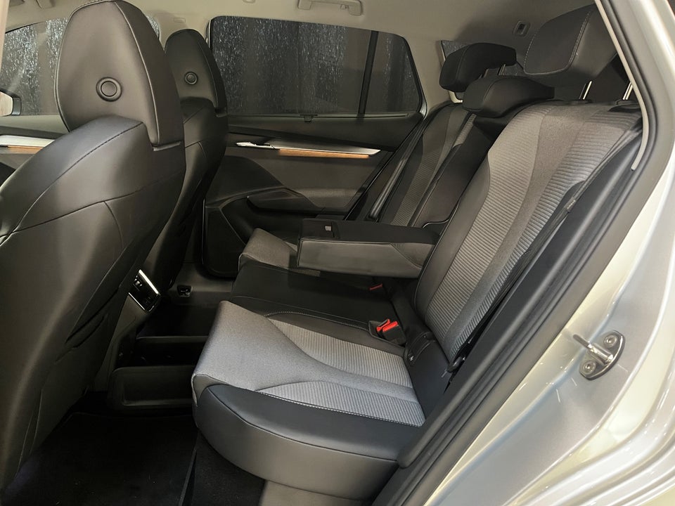 Skoda Enyaq 60 iV Premium 5d