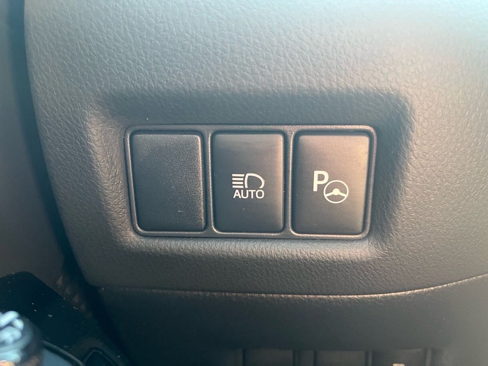 Toyota C-HR 1,8 Hybrid Premium Selected CVT 5d