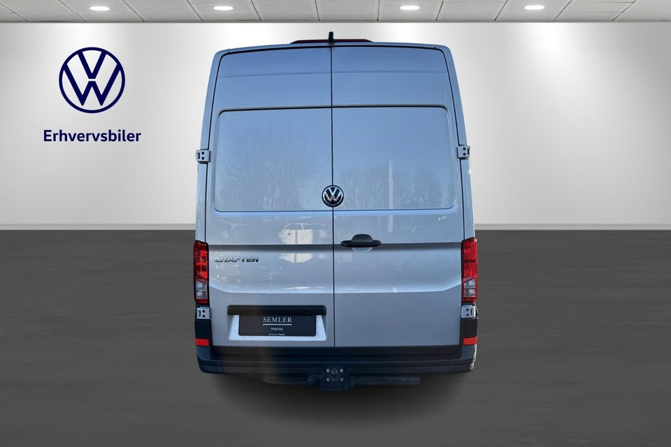 VW Crafter 35 2,0 TDi 177 Kassevogn L3H3 aut.