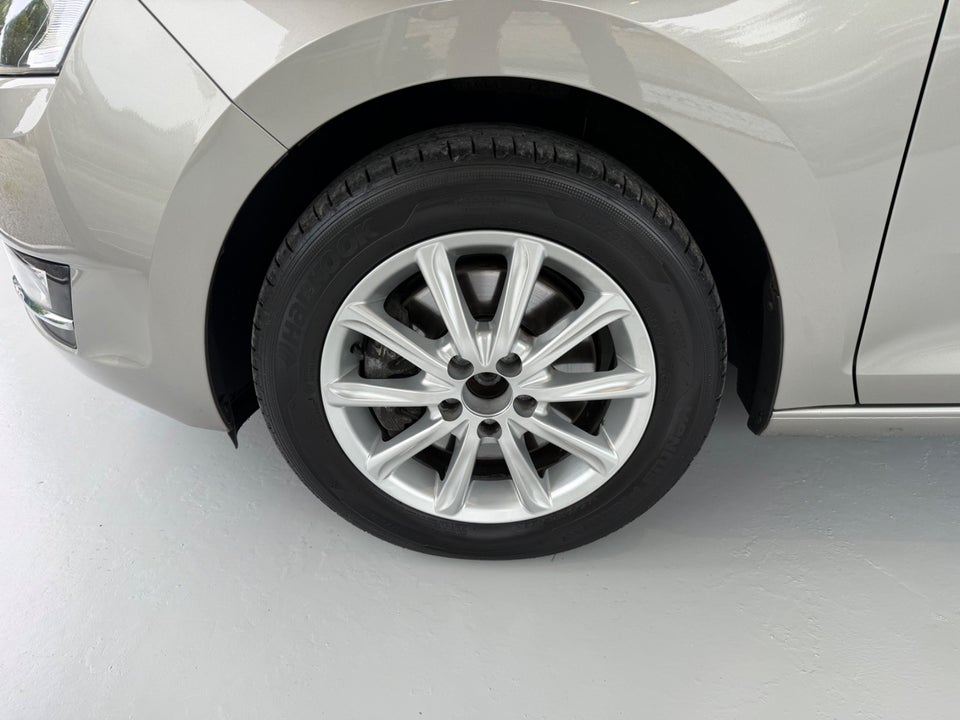 Skoda Rapid 1,0 TSi 110 Ambition 5d