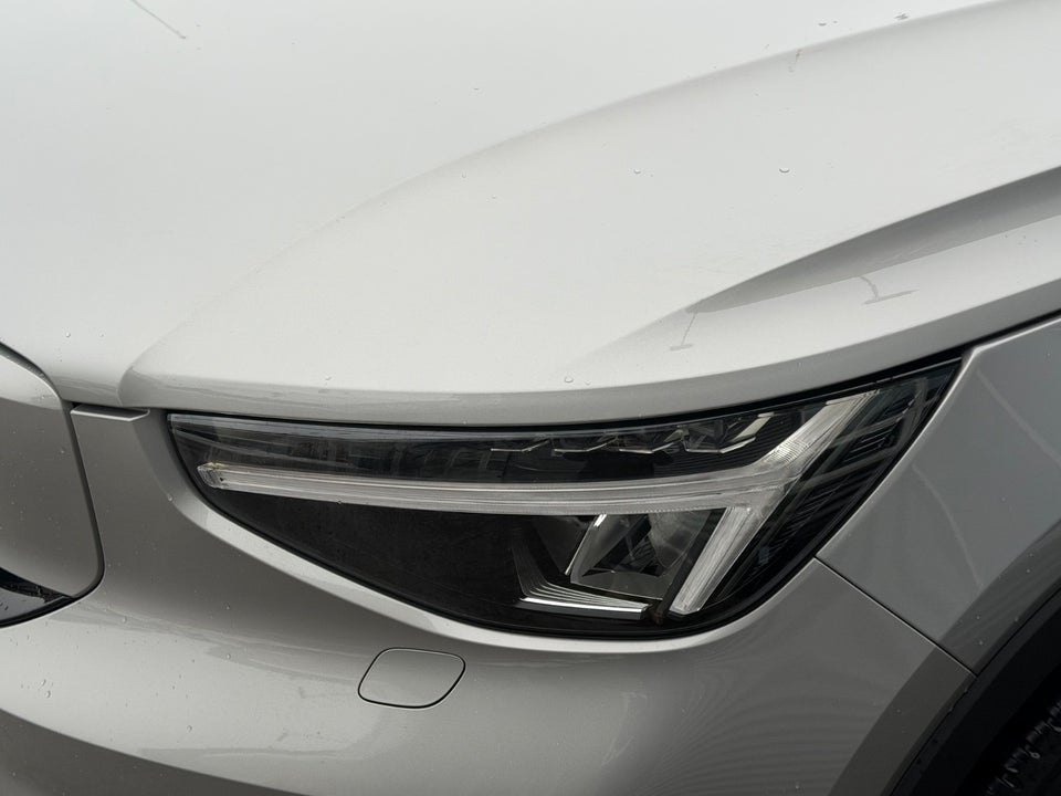 Volvo XC40 ReCharge Extended Range Core 5d