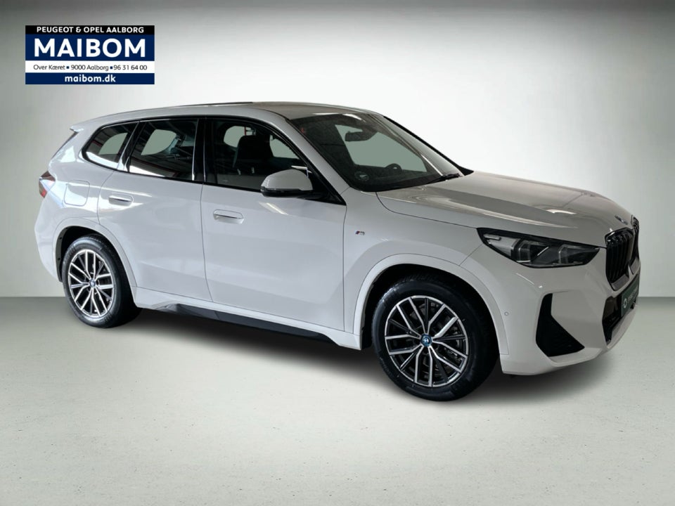 BMW iX1 xDrive30 M-Sport 5d