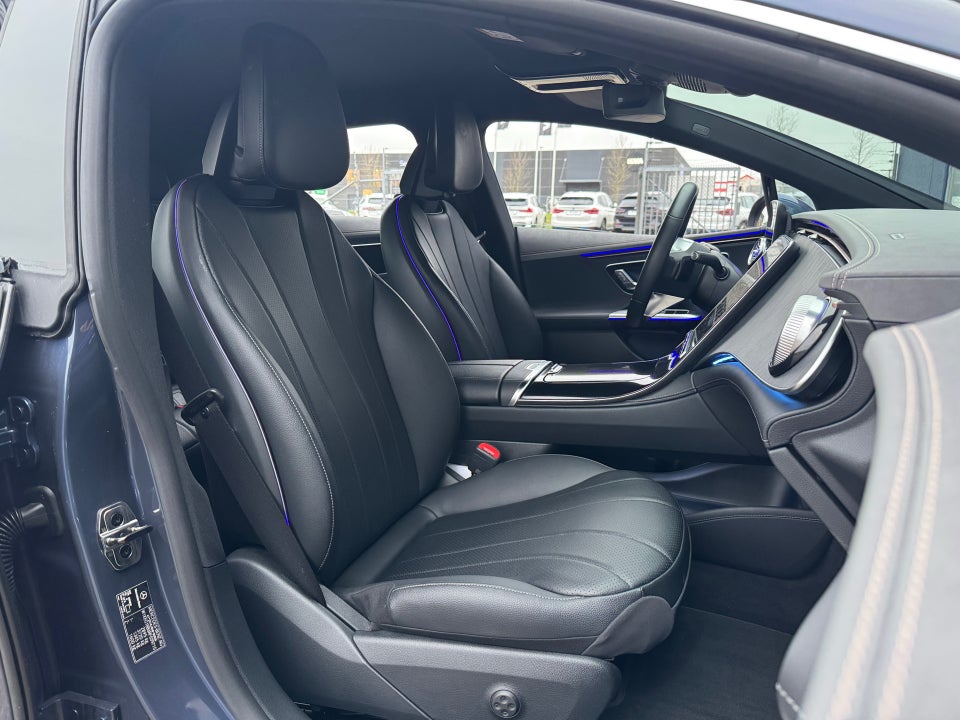 Mercedes EQE300 Electric Art 4d