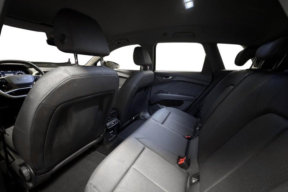 Audi Q4 e-tron 45 Progress 5d