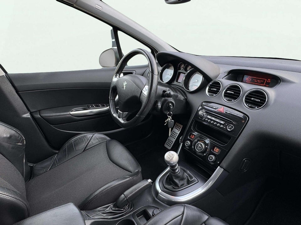 Peugeot 308 1,6 THP 200 GTi 5d