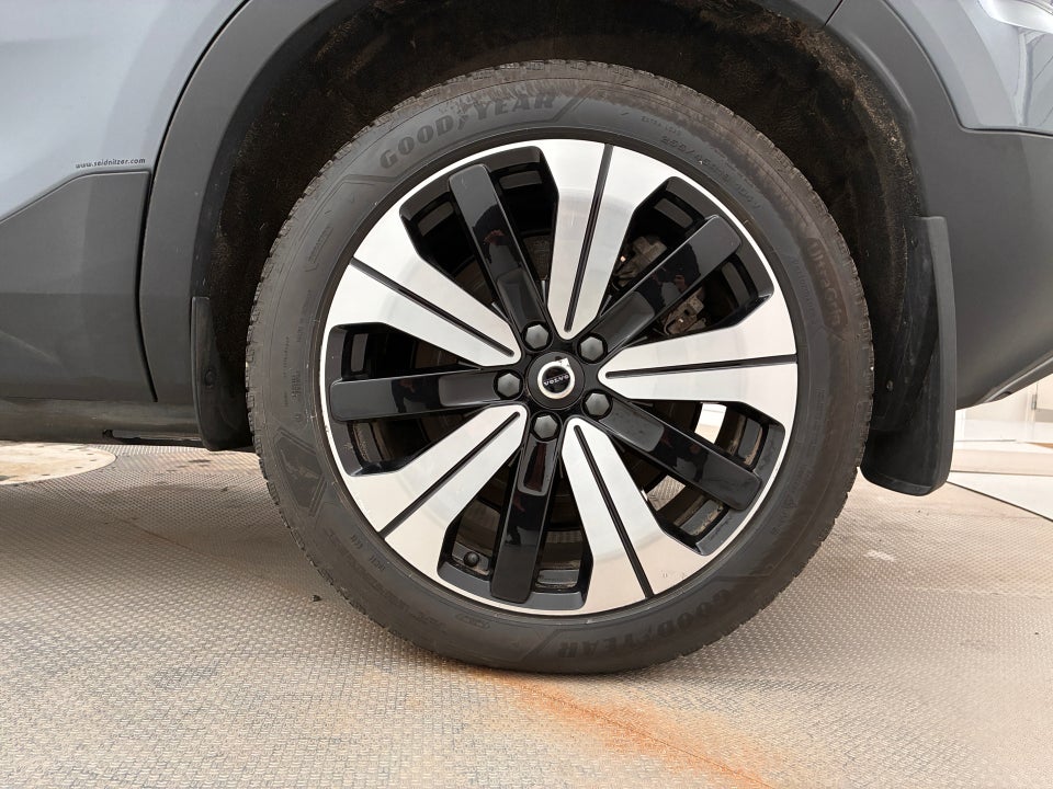 Volvo C40 P8 ReCharge Twin Plus 5d