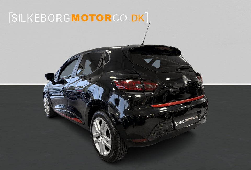 Renault Clio IV 1,5 dCi 90 Expression 5d