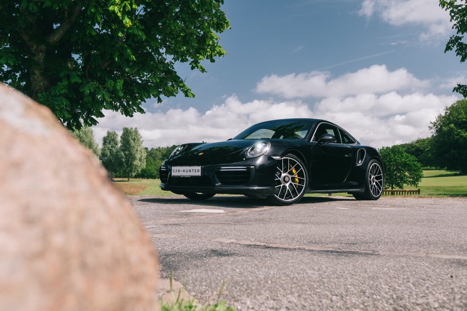 Porsche 911 Turbo S 3,8 Coupé PDK 2d