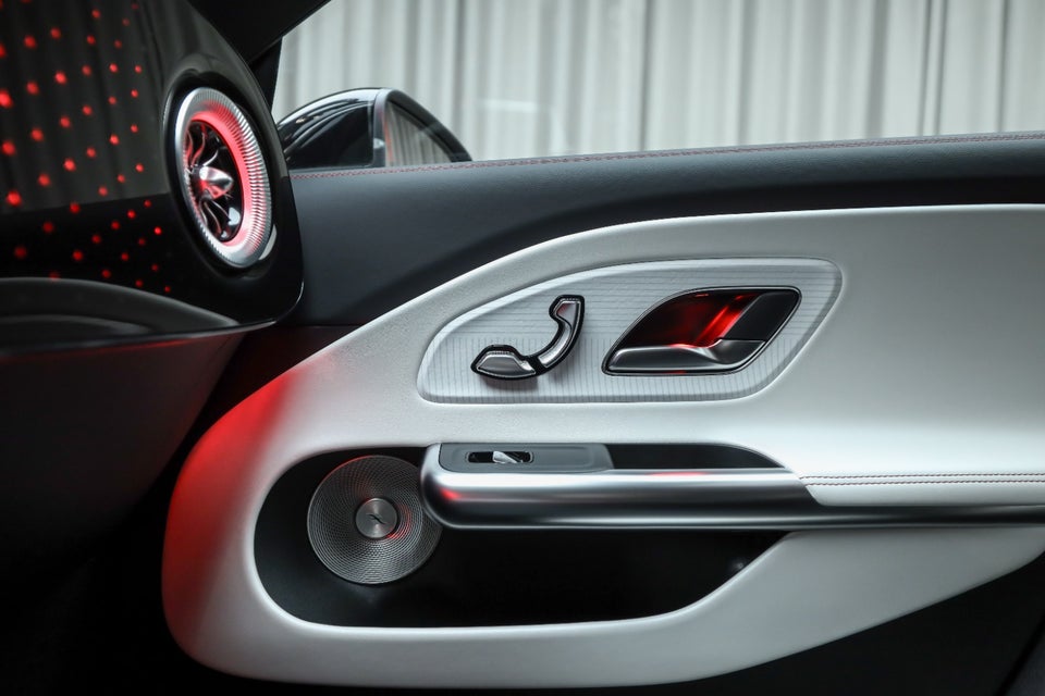 Mercedes CLA250+ electric AMG Premium Plus 4d