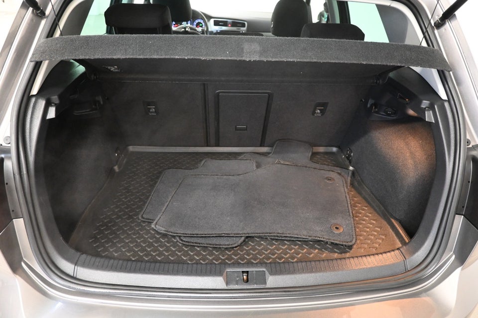 VW Golf VII 1,4 TSi 140 R-line DSG BMT 5d