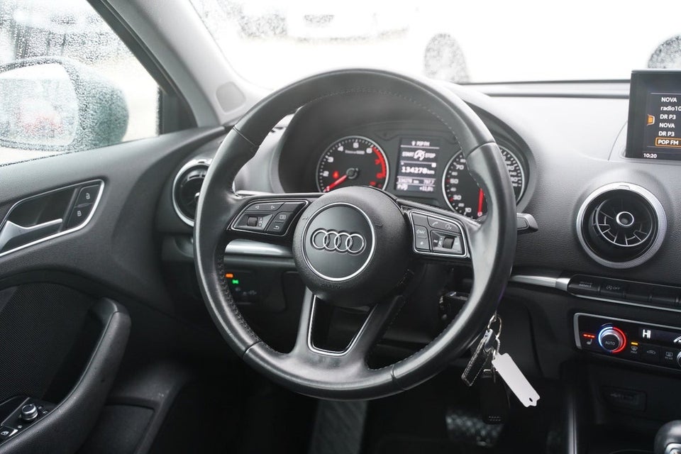 Audi A3 1,0 TFSi 116 Sport Sportback S-tr. 5d