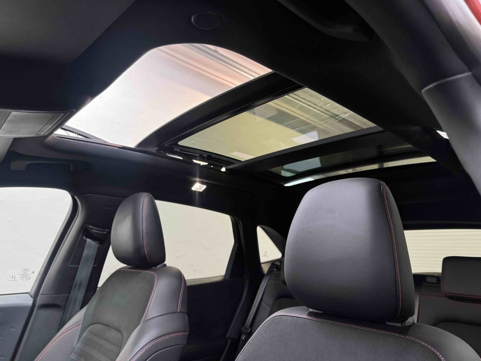 Ford Kuga 2,5 HEV ST-Line X CVT 5d