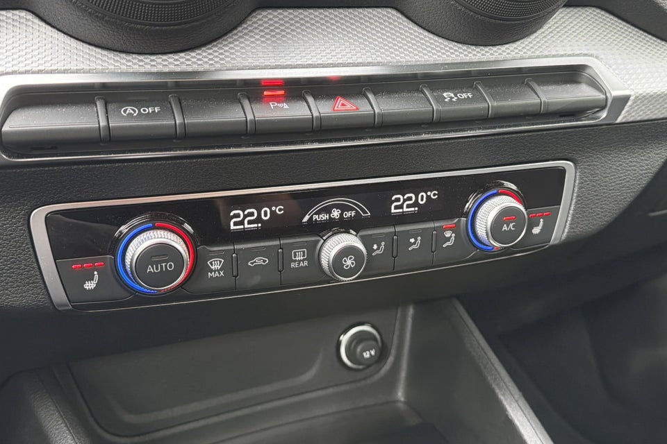 Audi Q2 35 TFSi Prestige S-tr. 5d