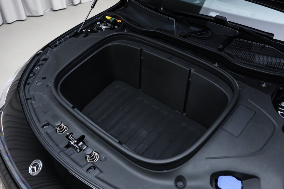 Mercedes CLA350 electric Progressive Advance Plus 4Matic 4d