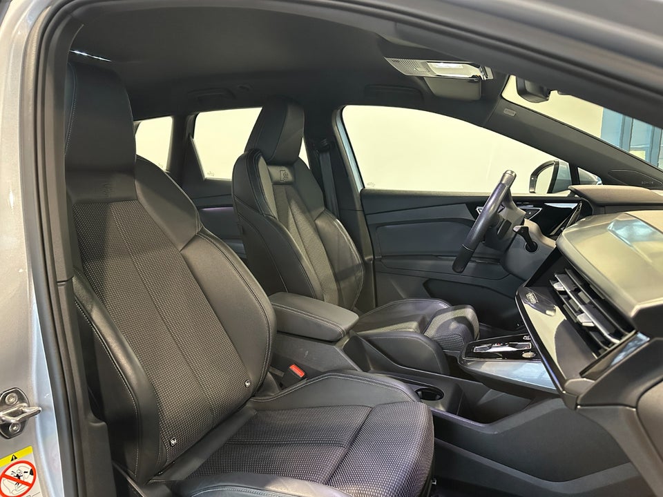 Audi Q4 e-tron 40 S-line 5d