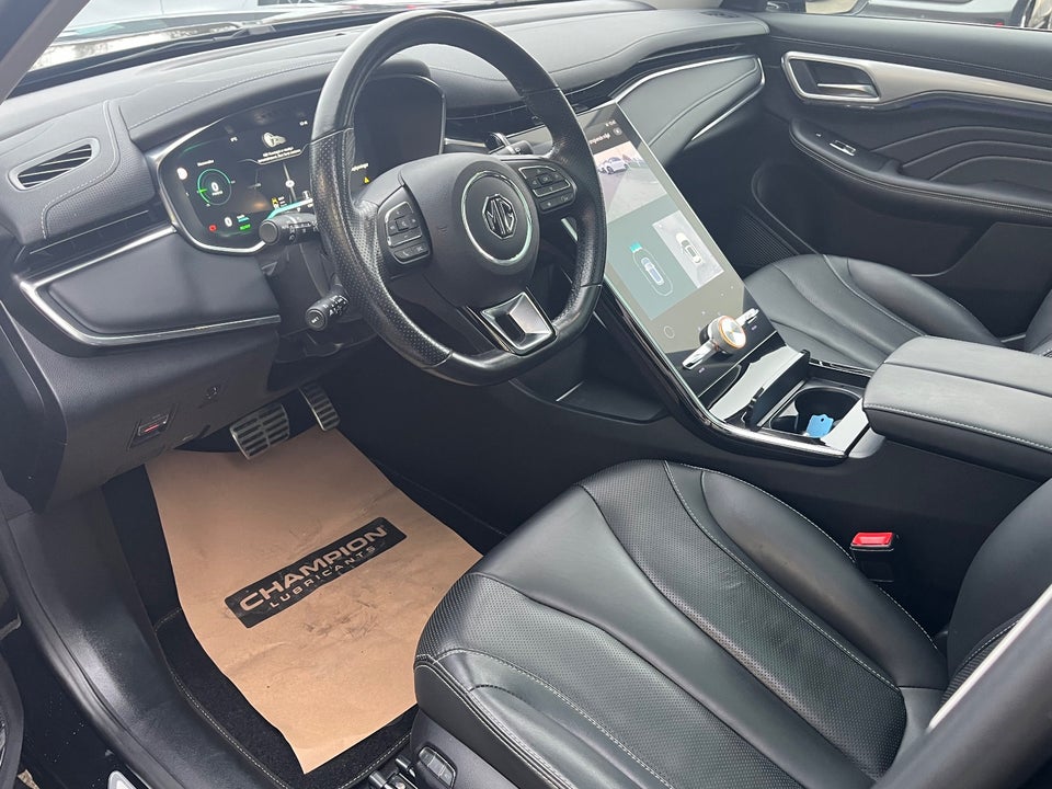 MG Marvel R Luxury 5d