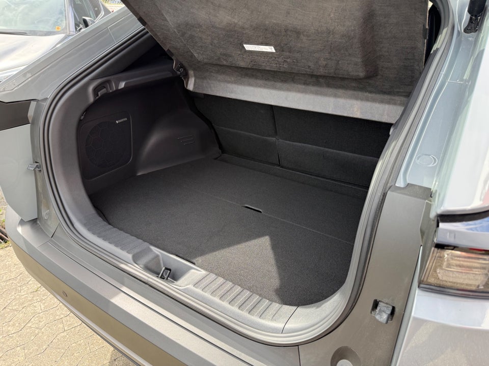 Subaru Uncharted 77 Touring AWD 5d