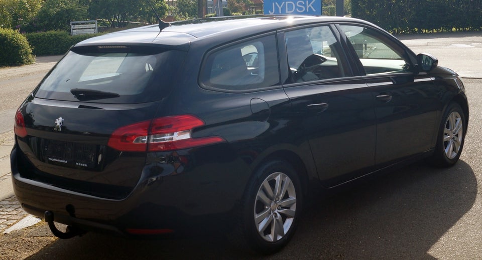Peugeot 308 1,6 BlueHDi 120 Active SW EAT6 5d