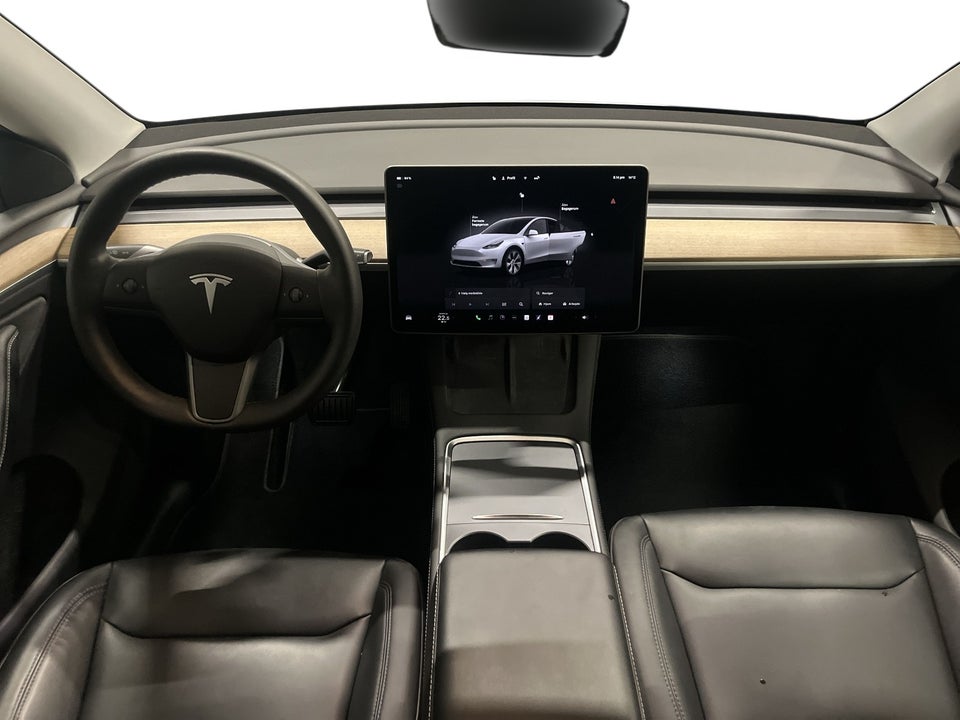 Tesla Model Y Long Range AWD 5d