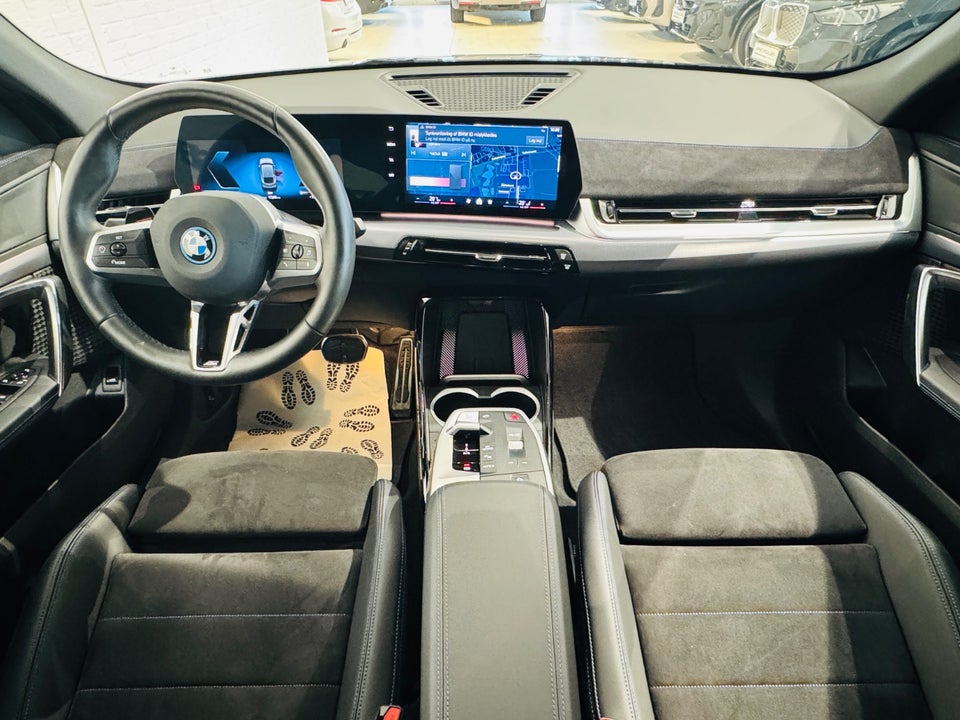 BMW iX2 eDrive20 M-Sport 5d