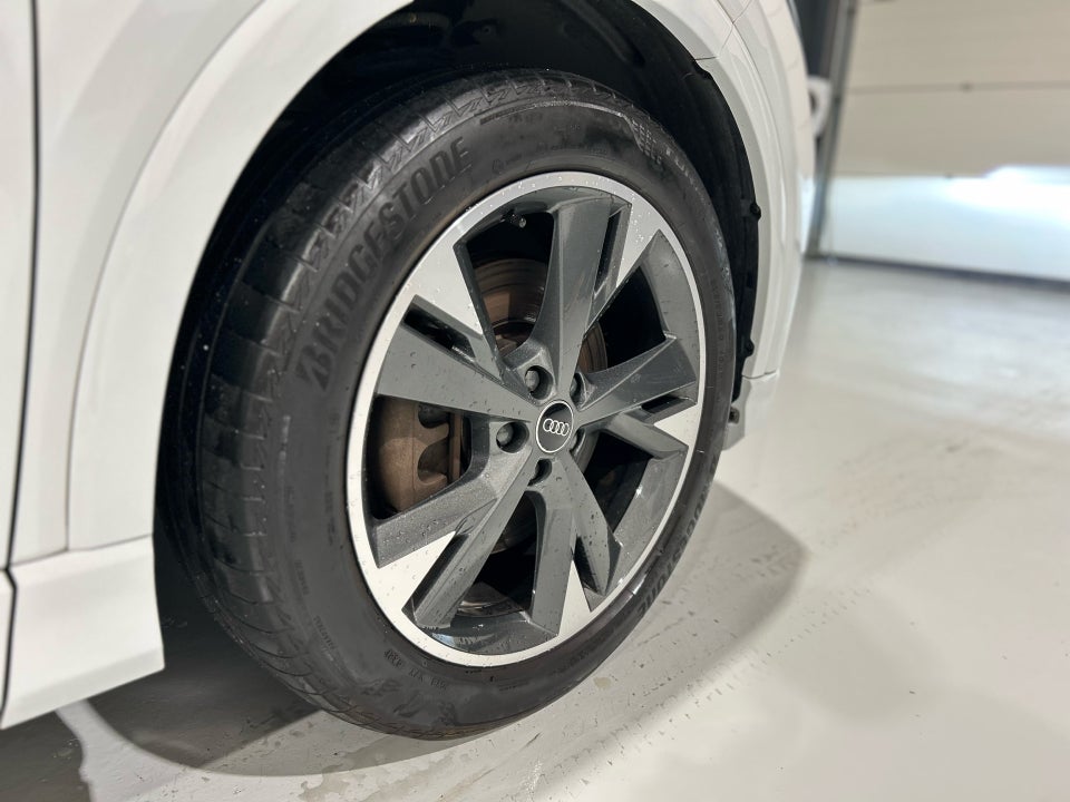 Audi Q4 e-tron 40 S-line Sportback 5d