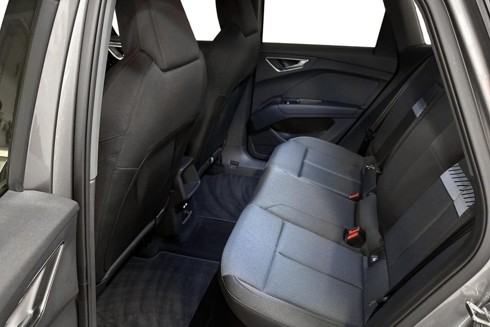 Audi Q4 e-tron 45 Progress 5d