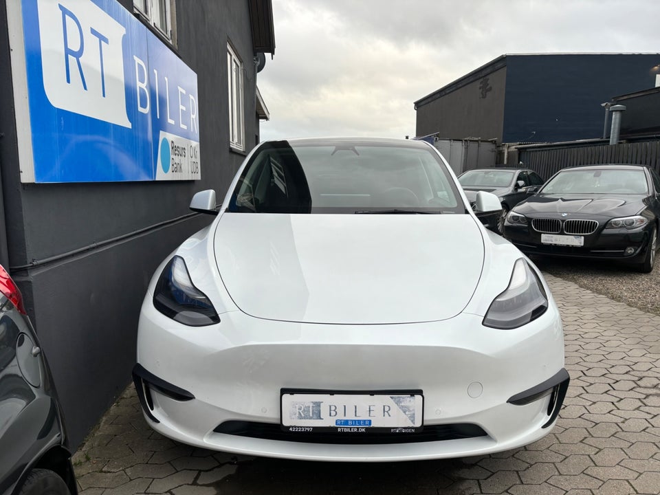 Tesla Model Y Long Range AWD 5d