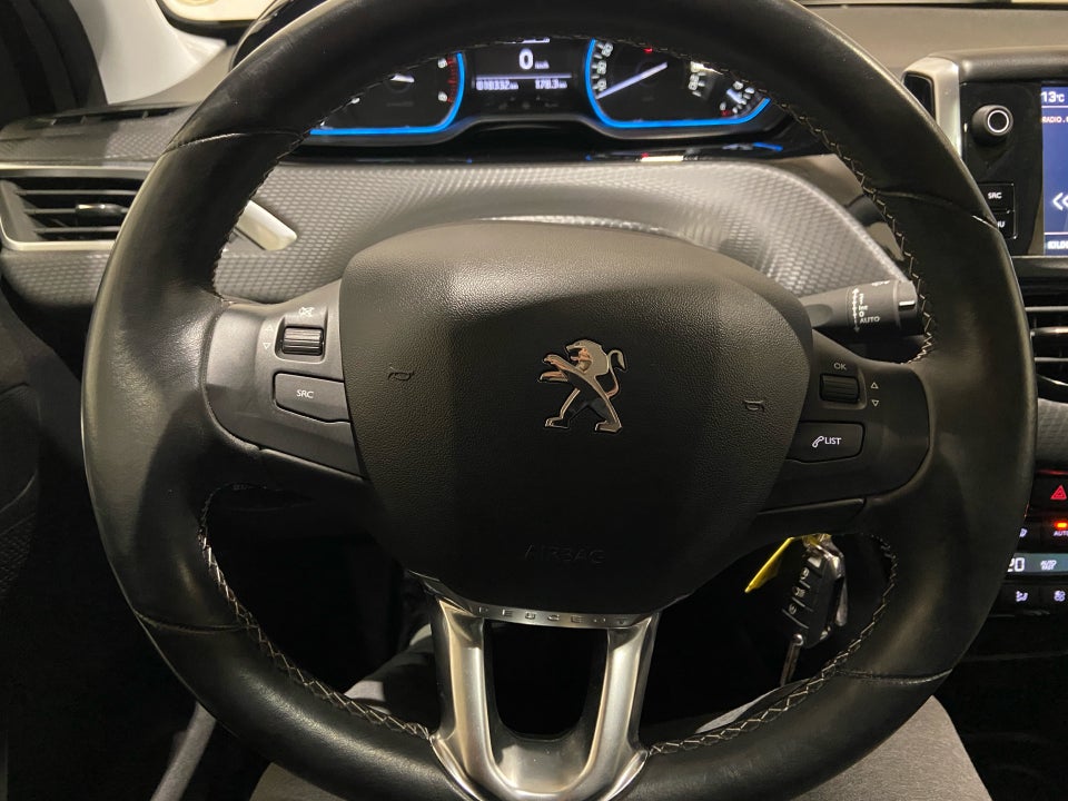 Peugeot 2008 1,5 BlueHDi 100 Prestige 5d