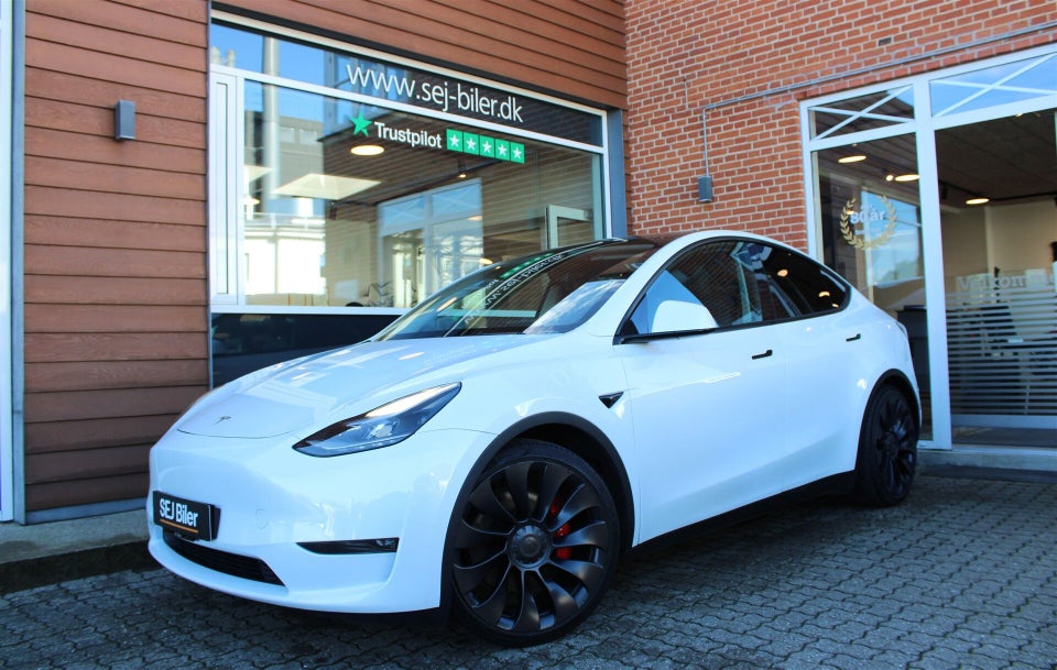 Tesla Model Y Performance AWD 5d