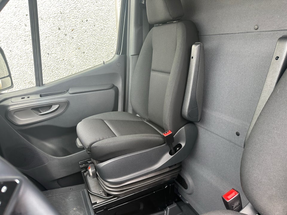 Mercedes Sprinter 317 2,0 CDi A2 Kassevogn SELECT RWD