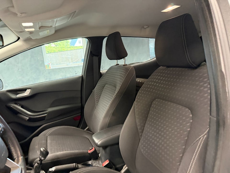 Ford Fiesta 1,5 TDCi 85 Titanium 5d