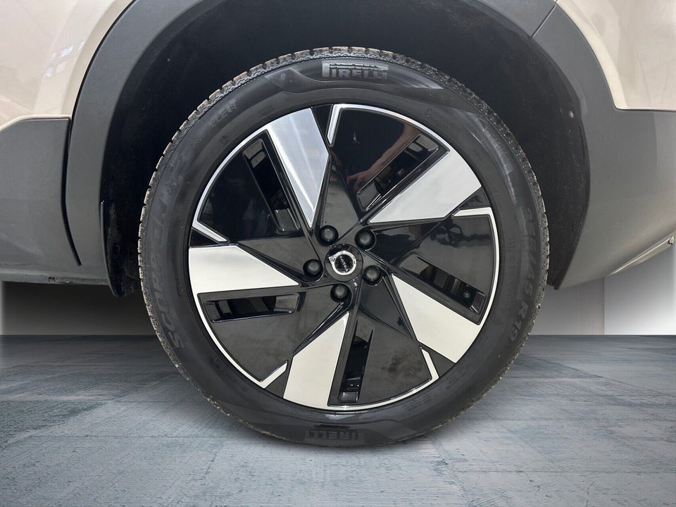 Volvo XC40 ReCharge Extended Range Core 5d