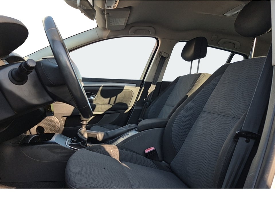 Renault Laguna III 1,5 dCi 110 Expression Sport Tourer 5d