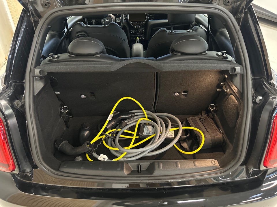 MINI Cooper SE Classic 3d