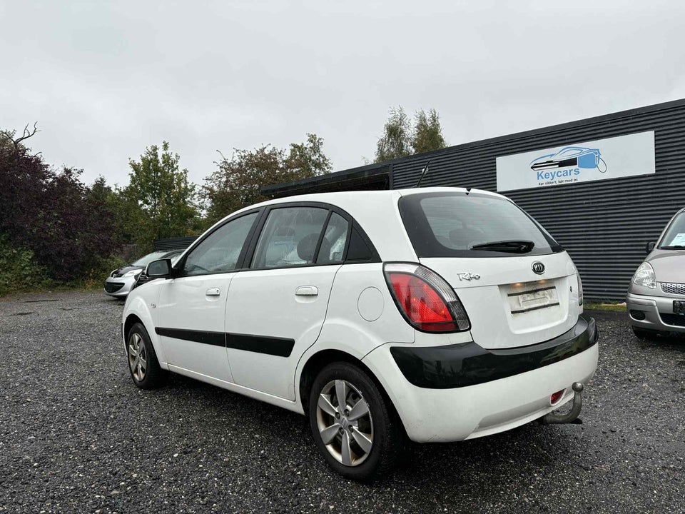 Kia Rio 1,4 Active 5d