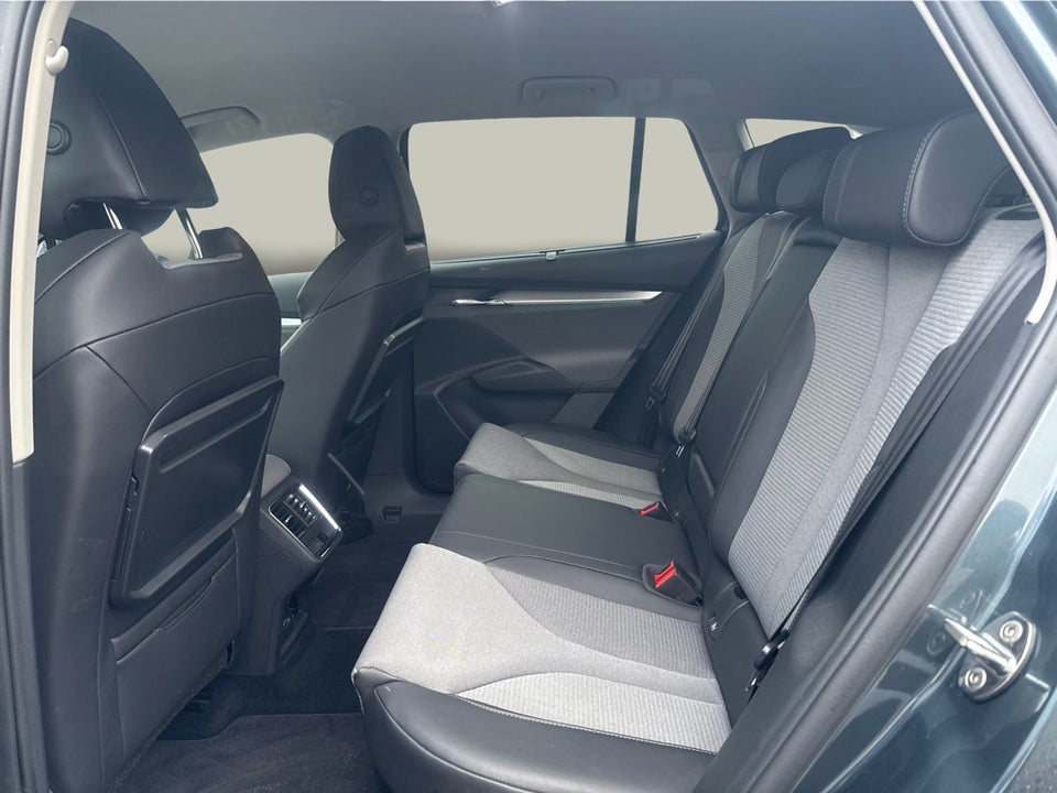 Skoda Enyaq 80 iV Premium 5d