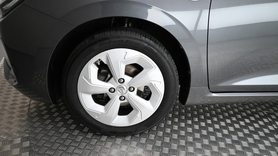 Suzuki Swift 1,2 Advance 5d