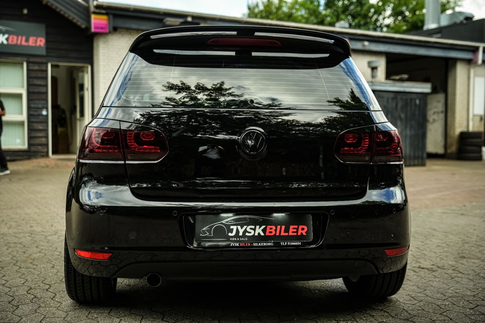 VW Golf VI 1,6 TDi 105 Highline DSG BMT 5d