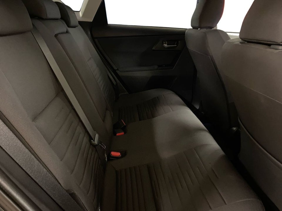 Toyota Auris 1,8 Hybrid H2 Comfort CVT 5d